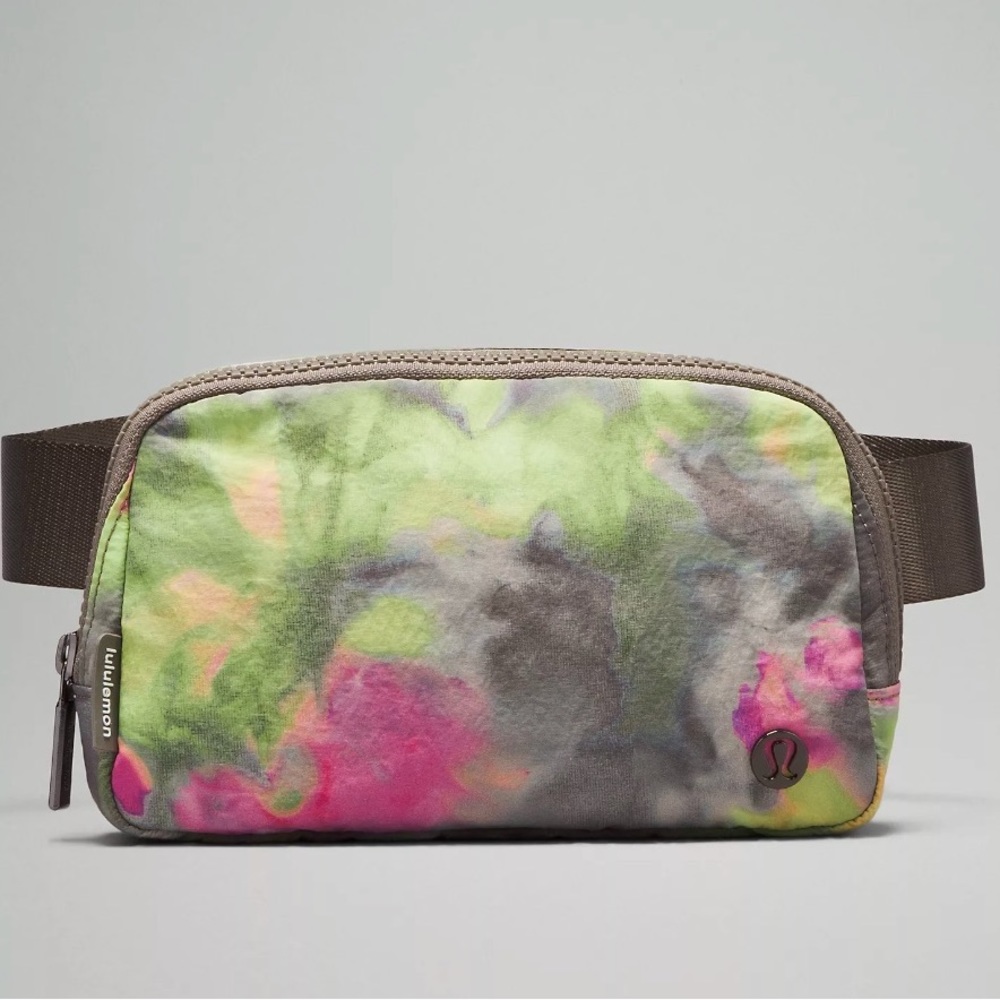 NWT Hyper Dye Lululemon Everywhere Belt bag 1L original size Tie Die Rover - Picture 3 of 10